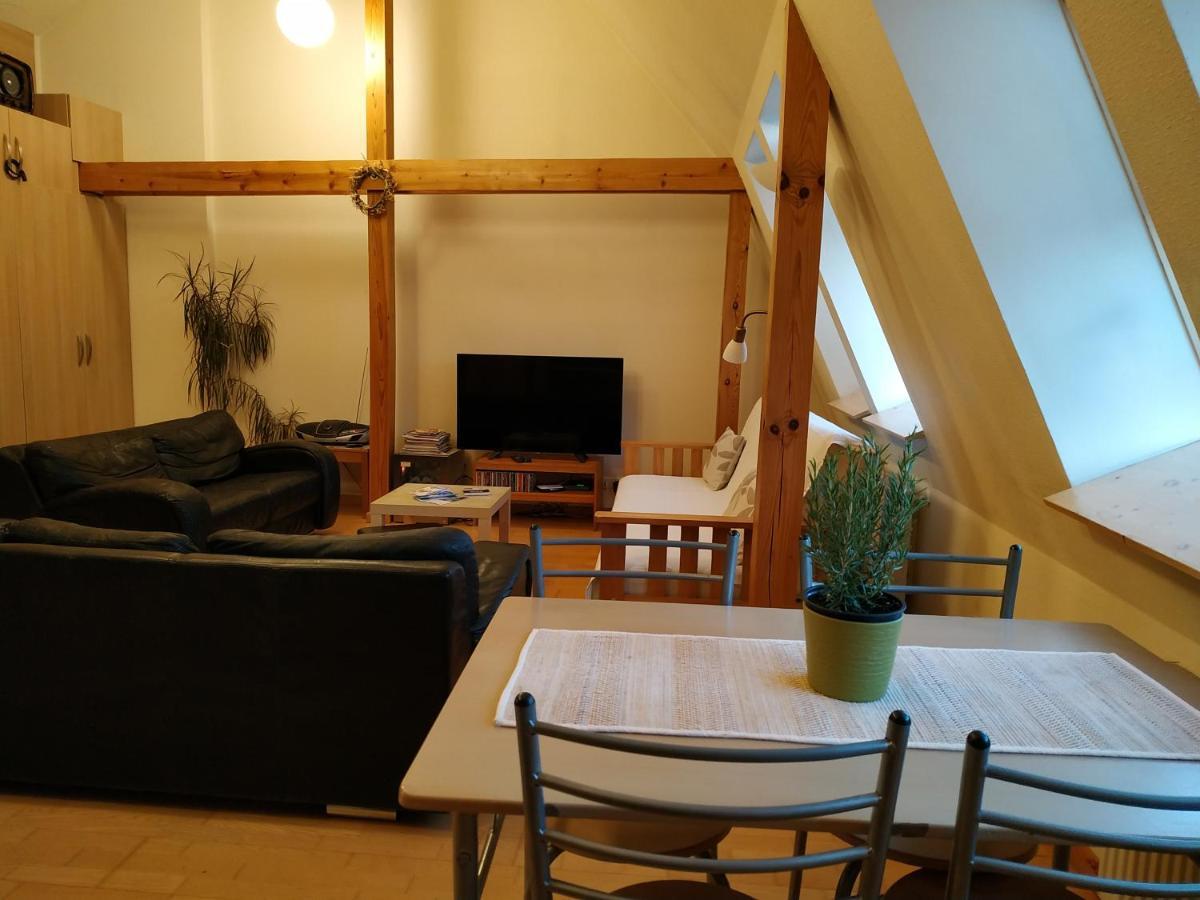 Sunlit Loft Apartment Riga Exterior photo