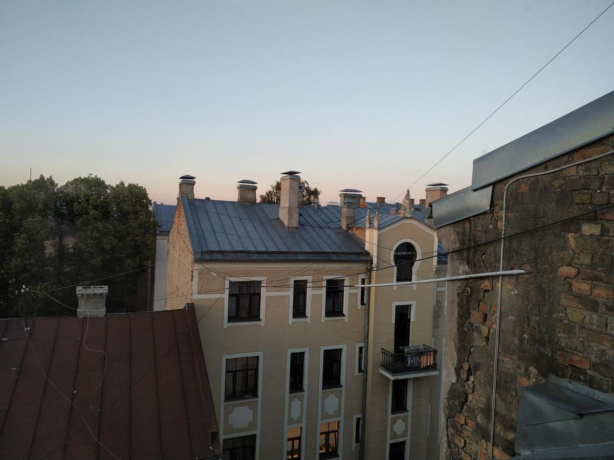Sunlit Loft Apartment Riga Exterior photo