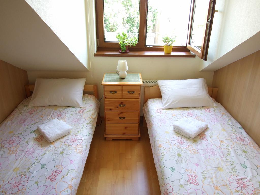 Sunlit Loft Apartment Riga Room photo